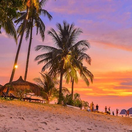 Sunset At Las Cabanas エルニド エクステリア 写真